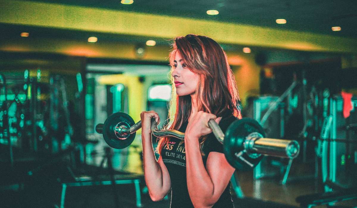 Person exercising in the gym to keep in shape